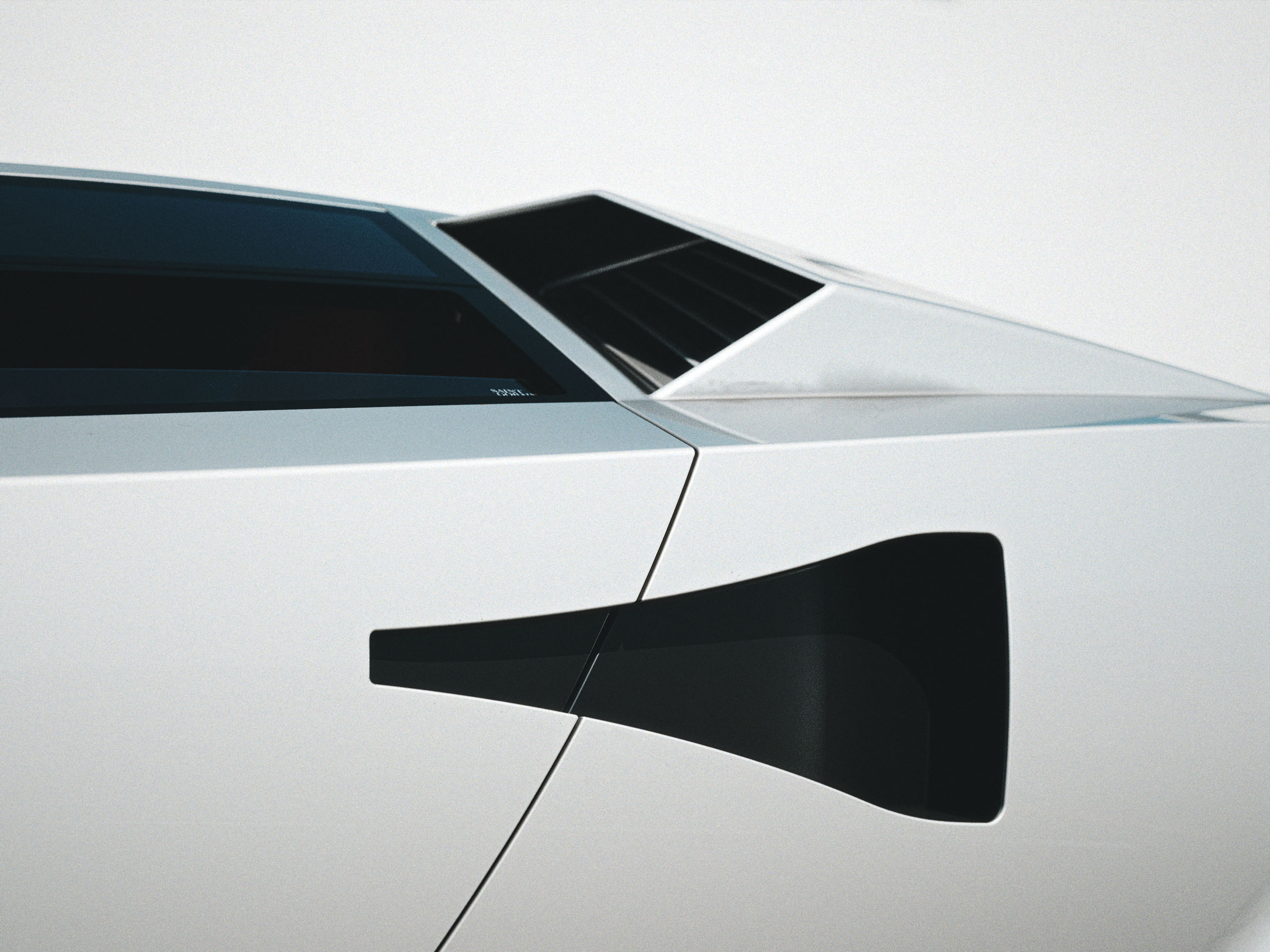 BELLEZZA_GRADED_AT_001__1.53.1